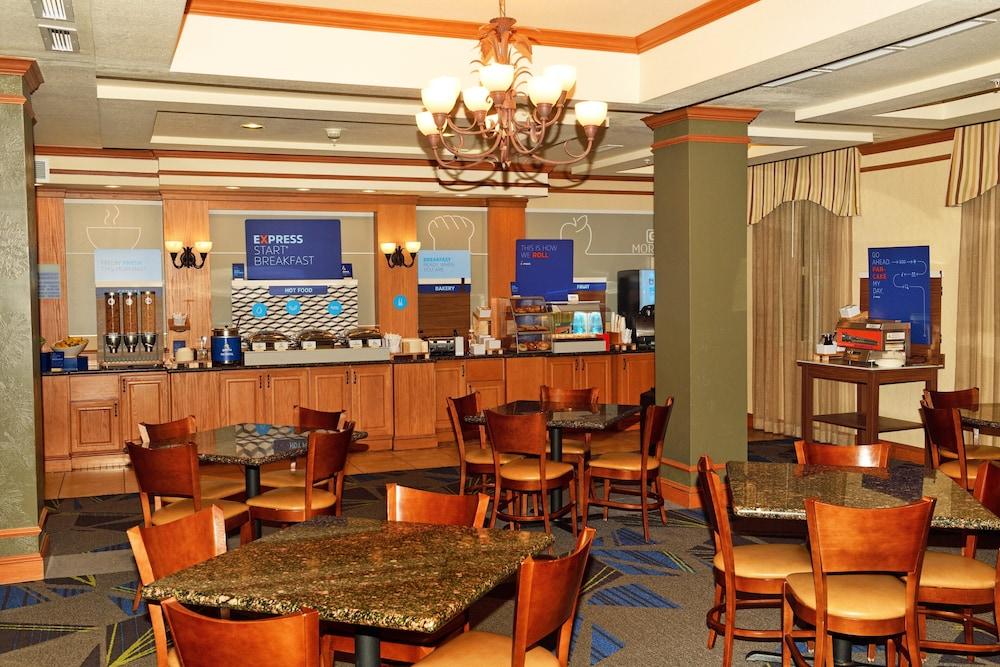 Holiday Inn Express Hotel & Suites Idaho Falls By Ihg Exterior foto