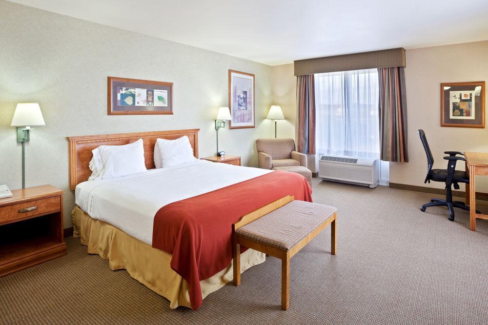 Holiday Inn Express Hotel & Suites Idaho Falls By Ihg Quarto foto