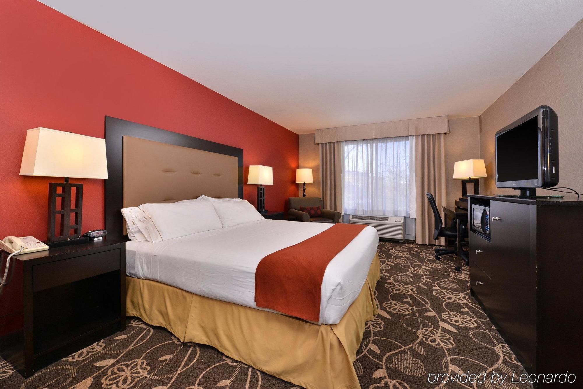 Holiday Inn Express Hotel & Suites Idaho Falls By Ihg Exterior foto